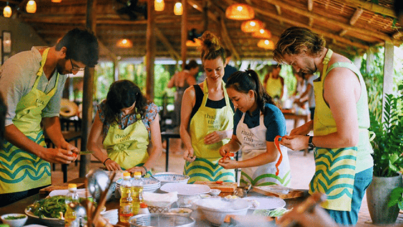 Experience bamboo rafting in Coconut Forest & learn to cook at Tra Que (5)